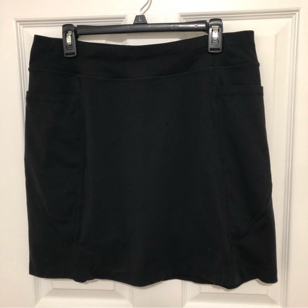 Athleta Black Skort Side Stash Pockets